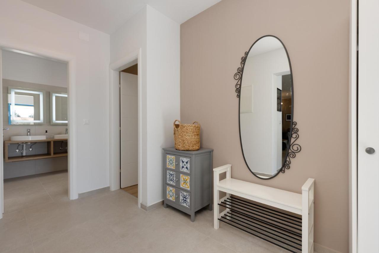 Villa Mediterra Prima Нин Экстерьер фото